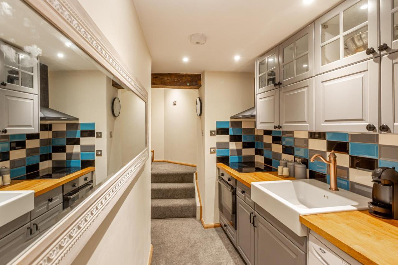 Host & - The Merchant House Apartment