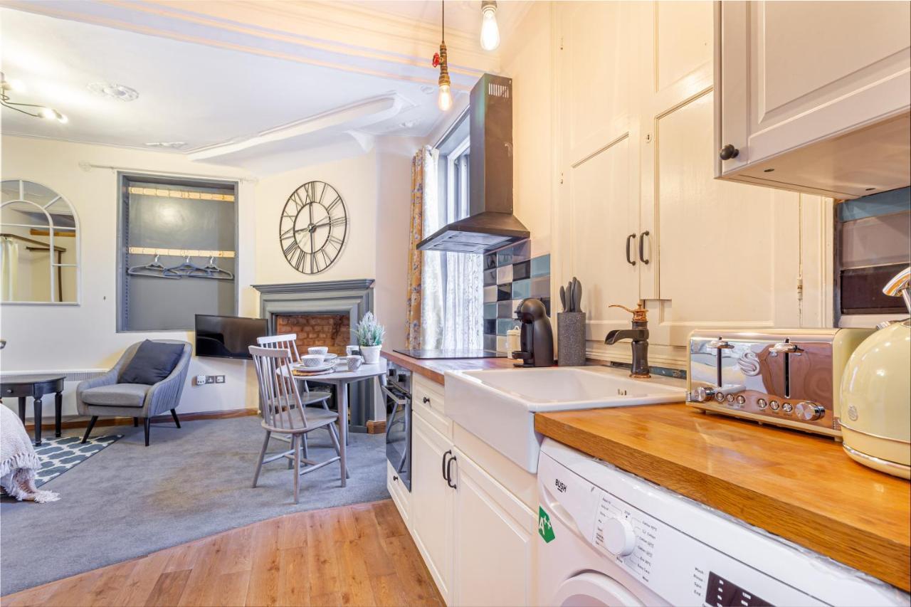 Host & - The Merchant House Apartment *